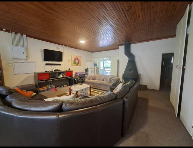 4 BEDROOM HOUSE FOR SALE IN MEYERTON CENTRAL
